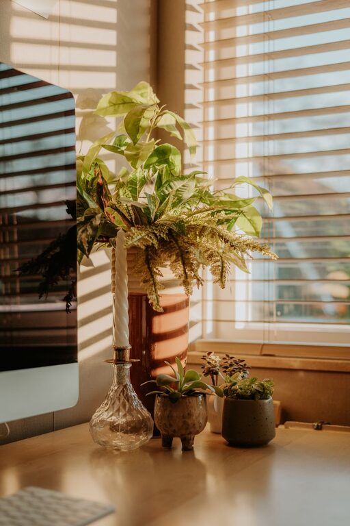 How to Create a Relaxing and Productive Home Office Space