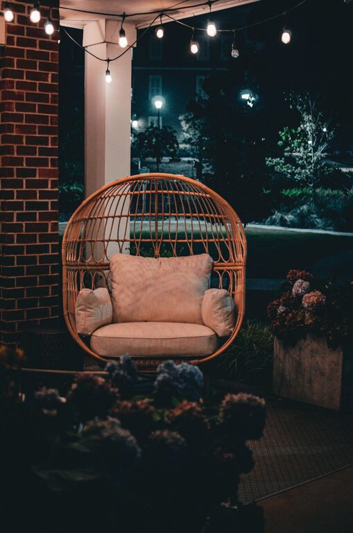 Create a Cosy and Inviting Outdoor Space in Your Garden
